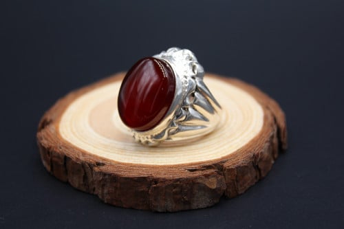 خاتم عقيق يماني كبدي مقاس 10.5 انجليزي _ 24 عربي