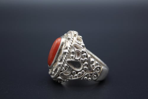 خاتم مرجان تونسي مقاس 9.75 انجليزي _ 22 عربي