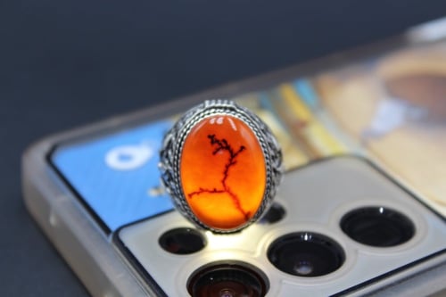 خاتم عقيق يماني كبدي مشجر مقاس 10.25 انجليزي _ 23....