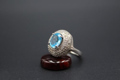 خاتم توباز سويسري مقاس 7.75 انجليزي _ 16.5 عربي