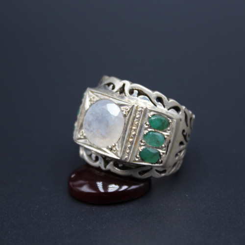 خاتم حجر القمر والزمرد مقاس 9 انجليزي _ 20 عربي