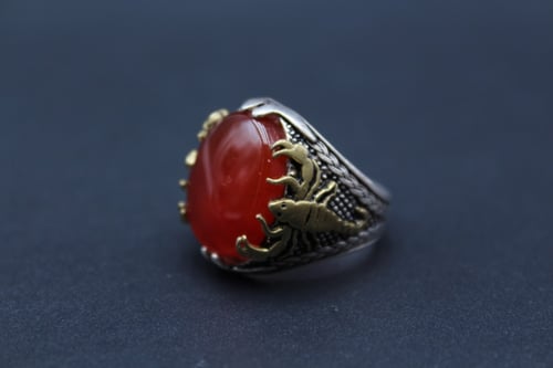 خاتم عقيق يماني احمر مقاس 8 انجليزي _ 18 عربي