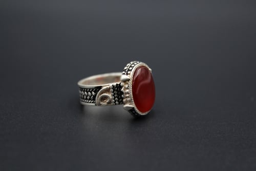 خاتم عقيق يماني كبدي مقاس 5.5 انجليزي _ 11 عربي