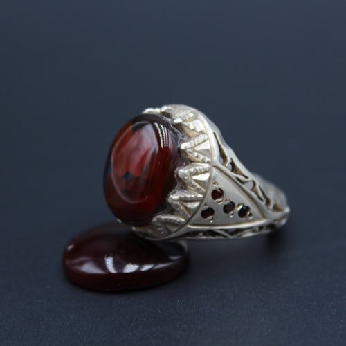 خاتم عقيق يماني مزهر مقاس 9 انجليزي_ 20 عربي