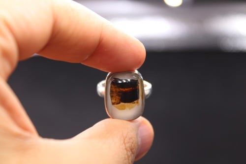 خاتم عقيق يماني مصور مقاس 6.5 انجليزي _ 13.5 عربي