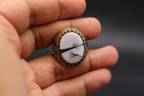 عقيق يماني مشجر مقاس 9.75 انجليزي _ 21.5 عربي