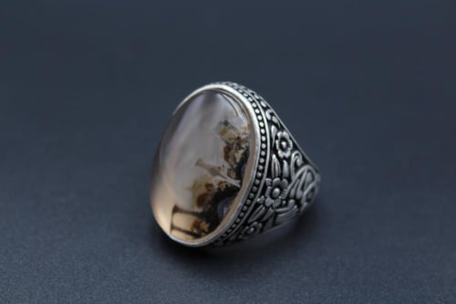 عقيق يماني مصور مقاس 8.5 انجليزي _ 19 عربي