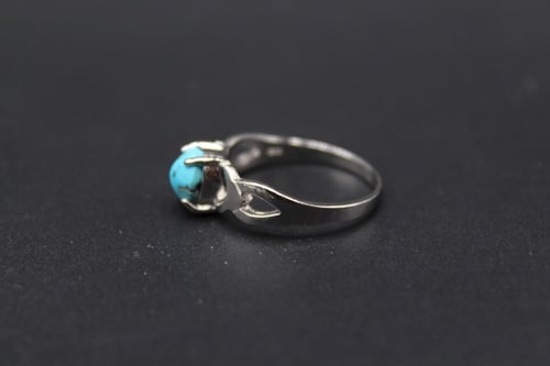 خاتم فيروز نيشابوري مقاس 8 انجليزي _ 17 عربي