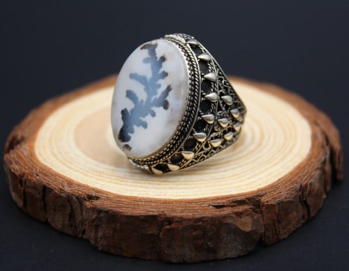 خاتم عقيق يماني مشجر مقاس 10.75 انجليزي _ 24.5 عرب...