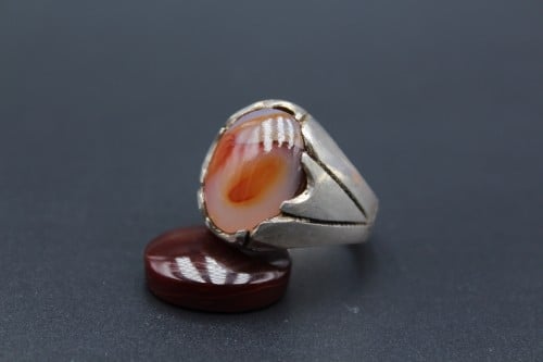 خاتم عقيق يماني مزهر مقاس 11.25 انجليزي_ 26 عربي