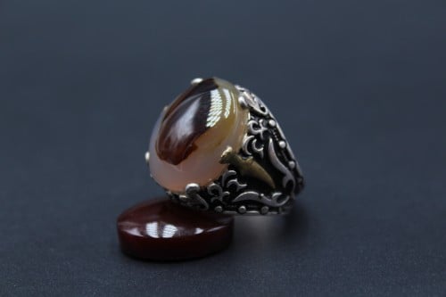 خاتم عقيق يماني مصور مقاس 9 انجليزي _ 20 عربي