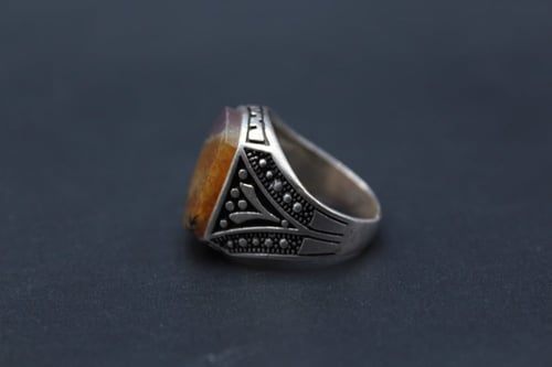 خاتم عقيق يماني طحلبي مقاس 8 انجليزي _ 17 عربي