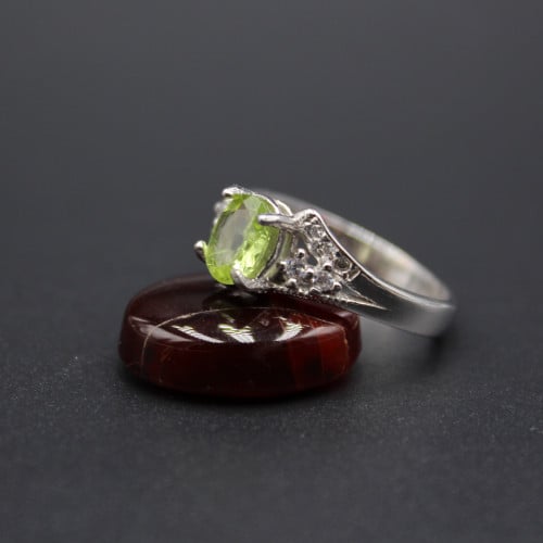 خاتم زبرجد افريقي مقاس 8.25 انجليزي _ 18.5 عربي