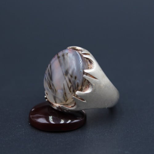 خاتم عقيق يماني مساميري مقاس 9 انجليزي_ 20عربي