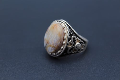 خاتم عقيق يماني مساميري 9.25 انجليزي_ 21 عربي