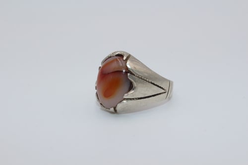 خاتم عقيق يماني مزهر مقاس 11.25 انجليزي_ 26 عربي