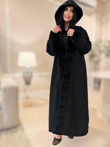 فروة اسود انيقة