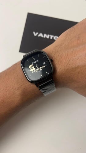 ساعه بشعار نادي الاتحاد