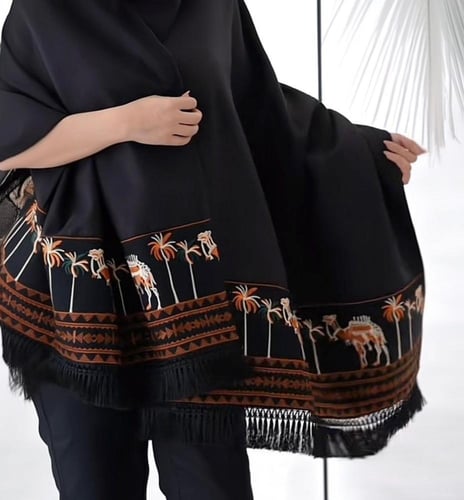 شال شتوي بتصميم جديد وانيق