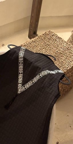 دقلة ولادي اسود بتصميم أنيق