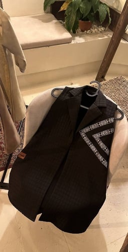 دقلة ولادي اسود بتصميم أنيق