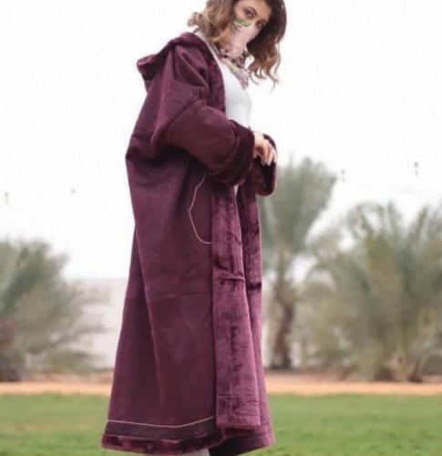 فروه نسائية فريدة