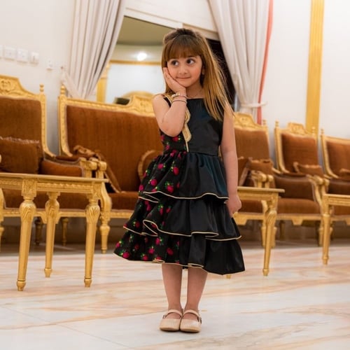 فستان شالكي اسود أنيق