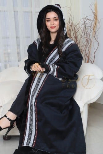 فروة اسود نسائية راقية