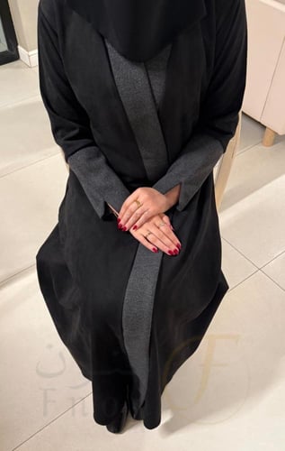 عباية شتوية مخملية عملية وفخمة