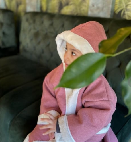 فروة شتوية بتطريز الاسم حسب الطلب