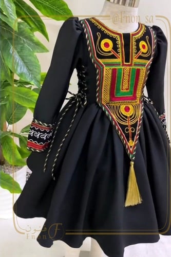 فستان ملكي جديد