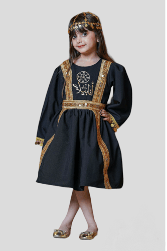 فستان يوم التاسيس بالاسم