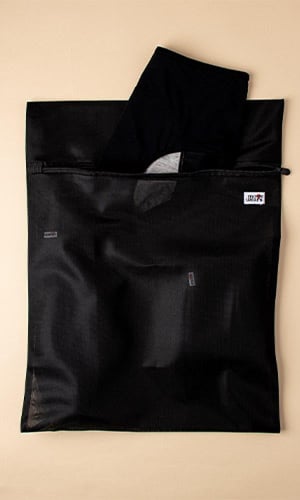 كيس غسيل الملابس الداخلية + حقيبة الغيار