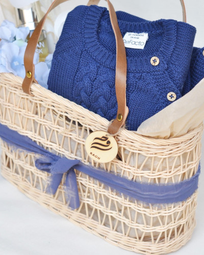 هديــة مولود ولد