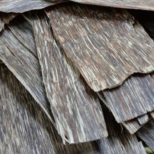 رقائق العود الفيتنامي الطبيعي