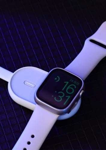 شاحن متنقل بقوة 1500mAh لساعة ابل