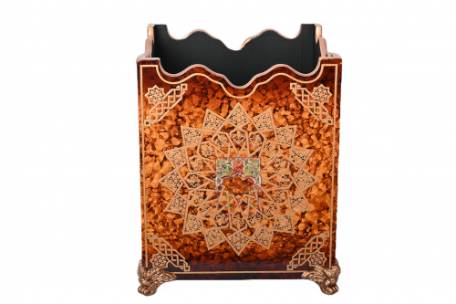 سلة مهملات مع علبة مناديل خشب