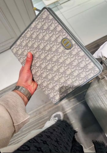Dior باوتش