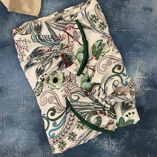 شرشف صلاة سحاب بكم مطاط مع كلوش بسيط