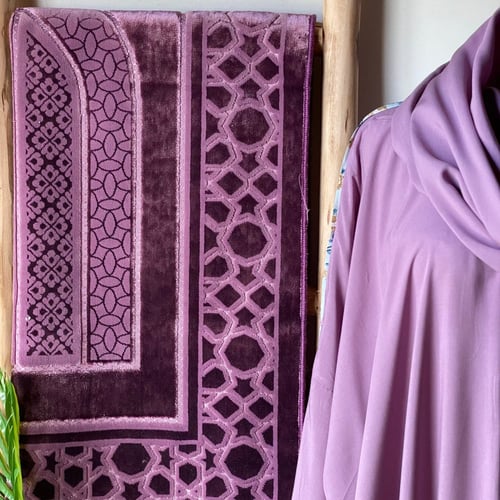 طقم صلاة سحاب مشجر (شرشف صلاة +سجادة)