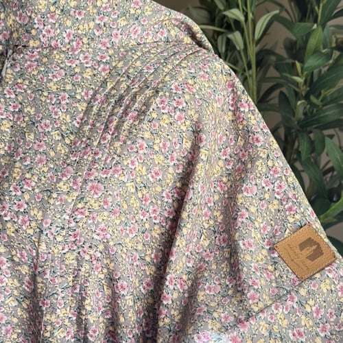 شرشف صلاة سحاب بثنيات من الجانبين من الأمام والخلف