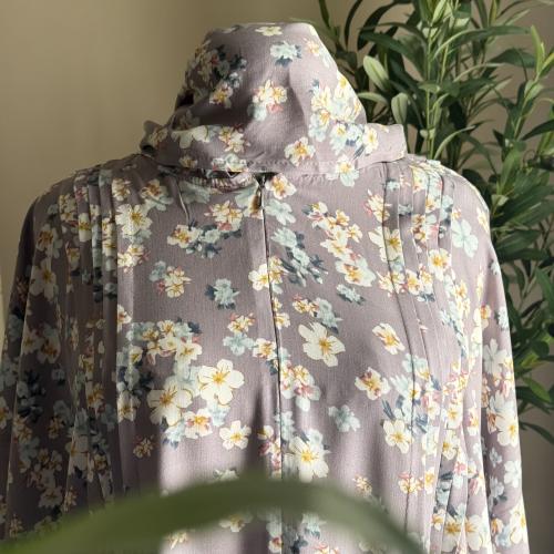 شرشف صلاة سحاب بثنيات من الجانبين من الأمام والخلف