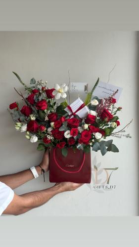 عطر باشا مع تنسيق ورد – هدية فاخرة
