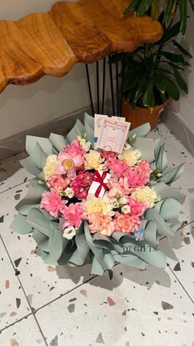 عطر الشعر كارتير مع بوكيه