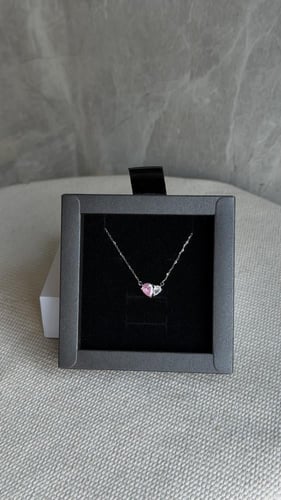 عقد الحب ، ورد طبيعي