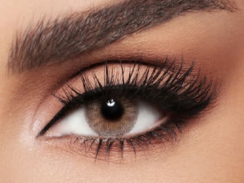 عدسات لاصقه لاتيه من ديفا