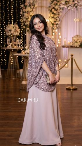 فستان خامه باربي تطريز خرز وترتر