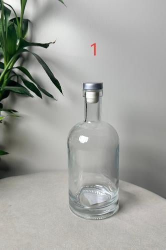 Simple juice bottle
