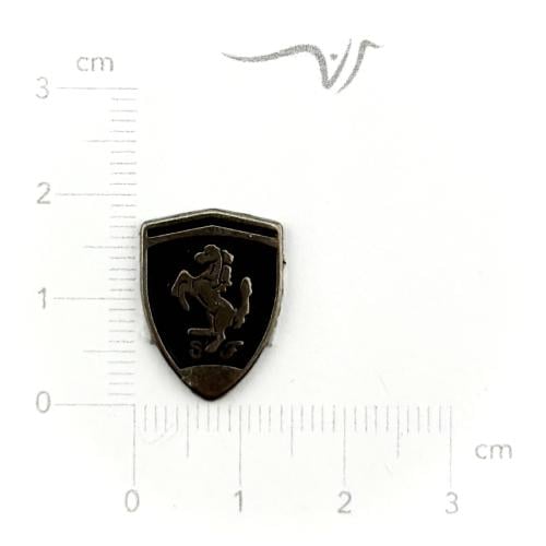 استيكر معدن شعار فيراري