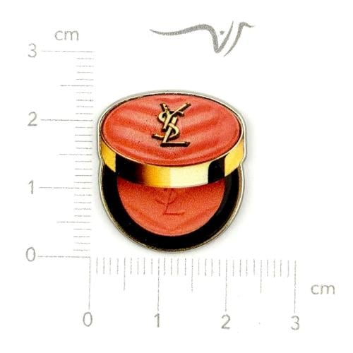 استيكر حديد علبة مكياج